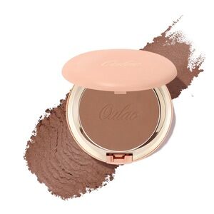 Oulac Sensual Touch Powder Sunkissed Bronzer in Omega